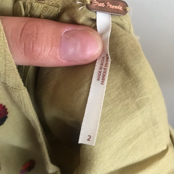 SOLD Free people embroidered floral olive romper size 2 - Picture 8 of 10
